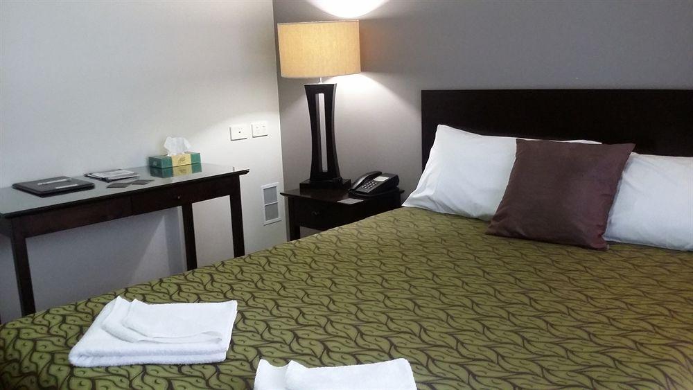 Redcliffe Motor Inn מראה חיצוני תמונה