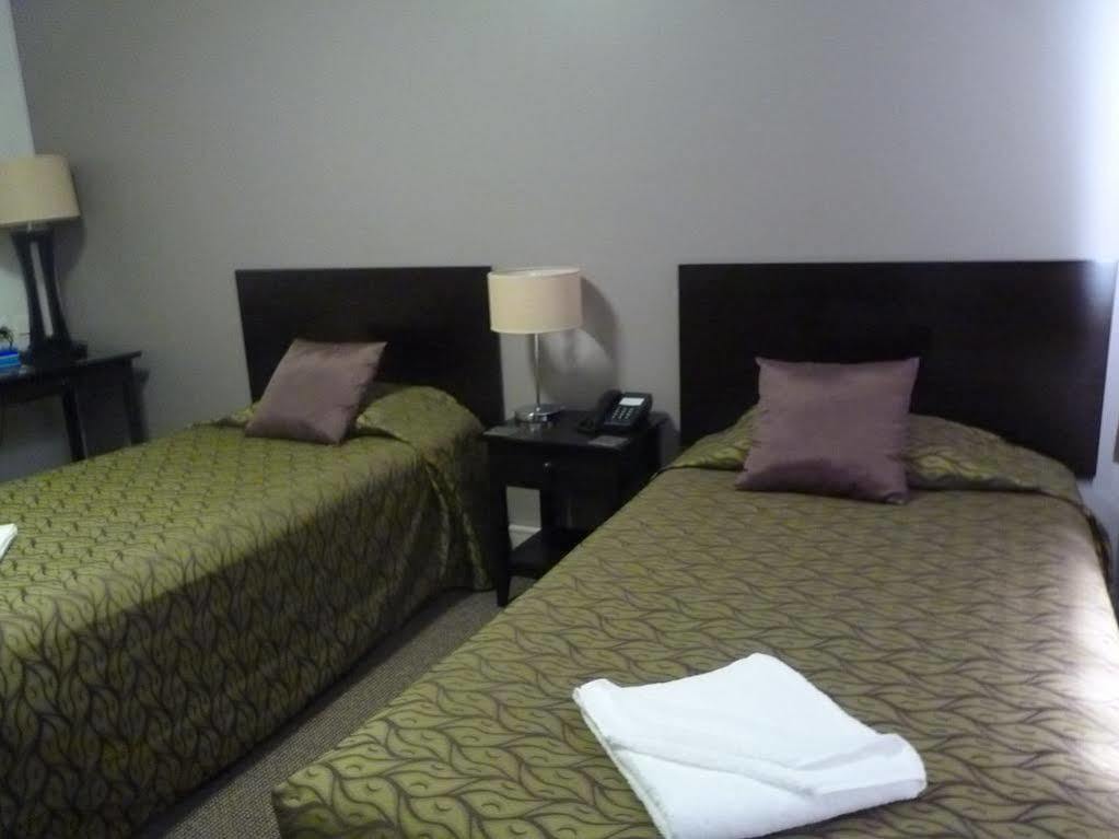 Redcliffe Motor Inn מראה חיצוני תמונה