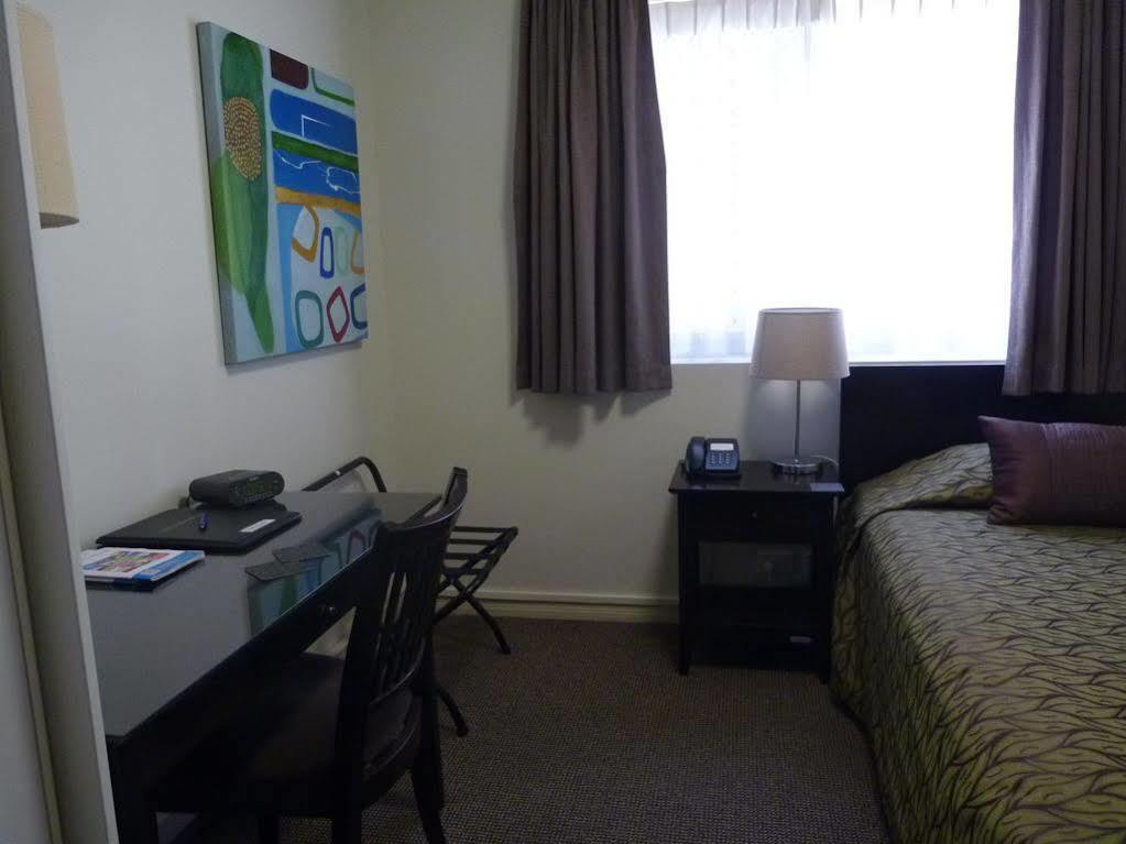 Redcliffe Motor Inn מראה חיצוני תמונה