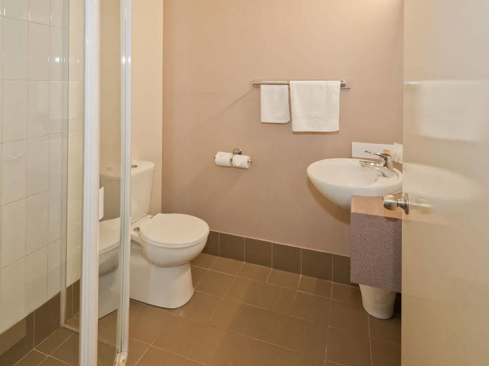 Redcliffe Motor Inn מראה חיצוני תמונה