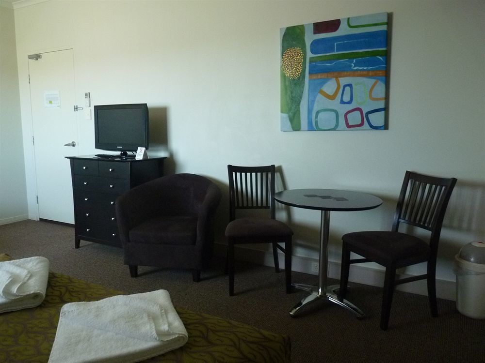 Redcliffe Motor Inn מראה חיצוני תמונה